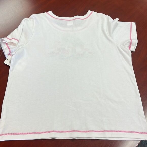 Bon Worth White Flamingo Embroidered T-Shirt sz LP NWT - Picture 5 of 5